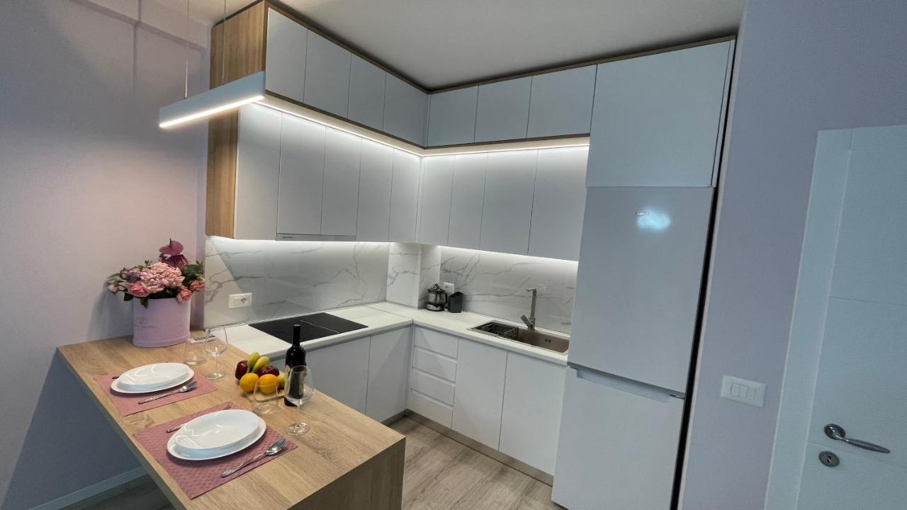 Lovely Apartment 티라나 외부 사진
