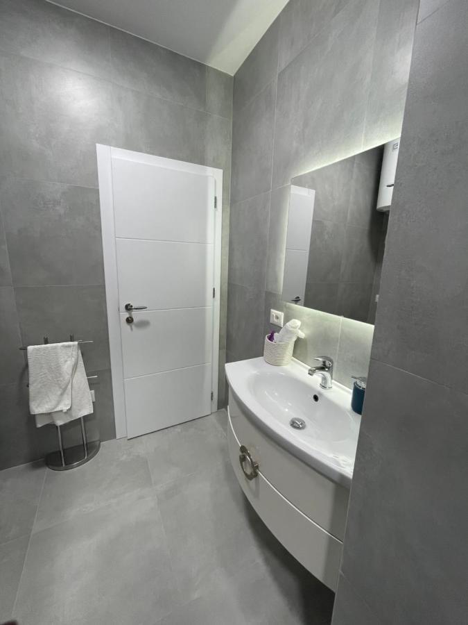 Lovely Apartment 티라나 외부 사진